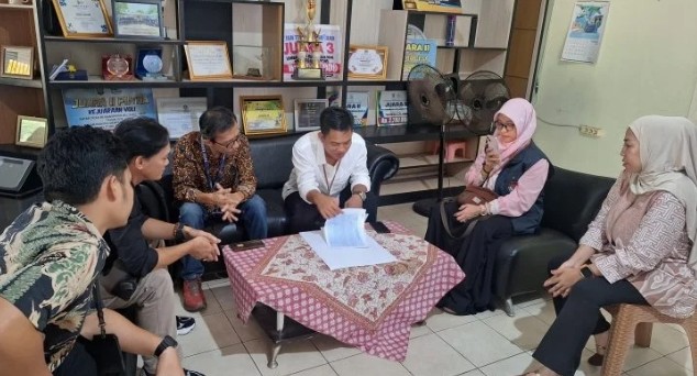 AddText 04 30 09.05.23