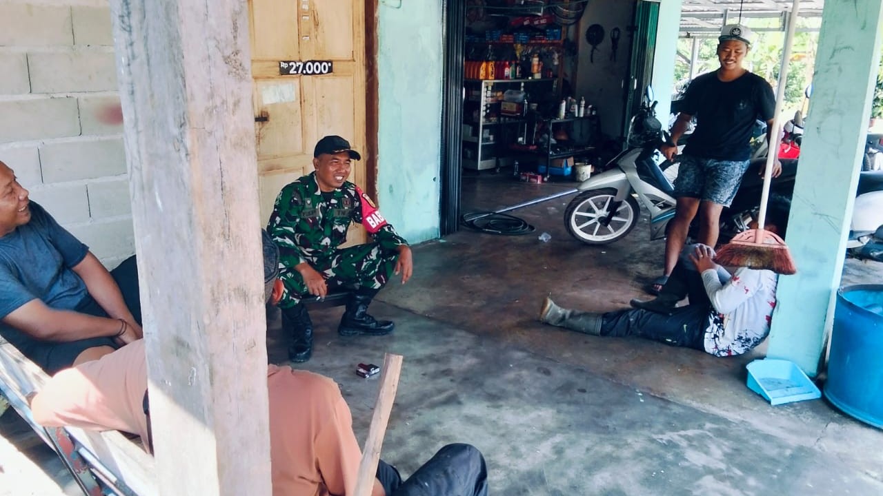 Di Padang Kandis, Babinsa Serka Yusup Komsos dengan Warga Binaan 2 AddText 07 08 02.33.10