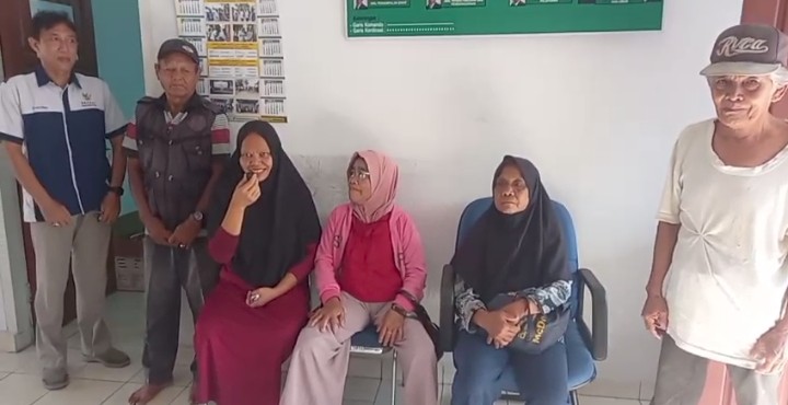 Baznas Belitung Salurkan Bantuan Rutin Tergolong Asnaf Miskin 2 AddText 07 20 08.48.26