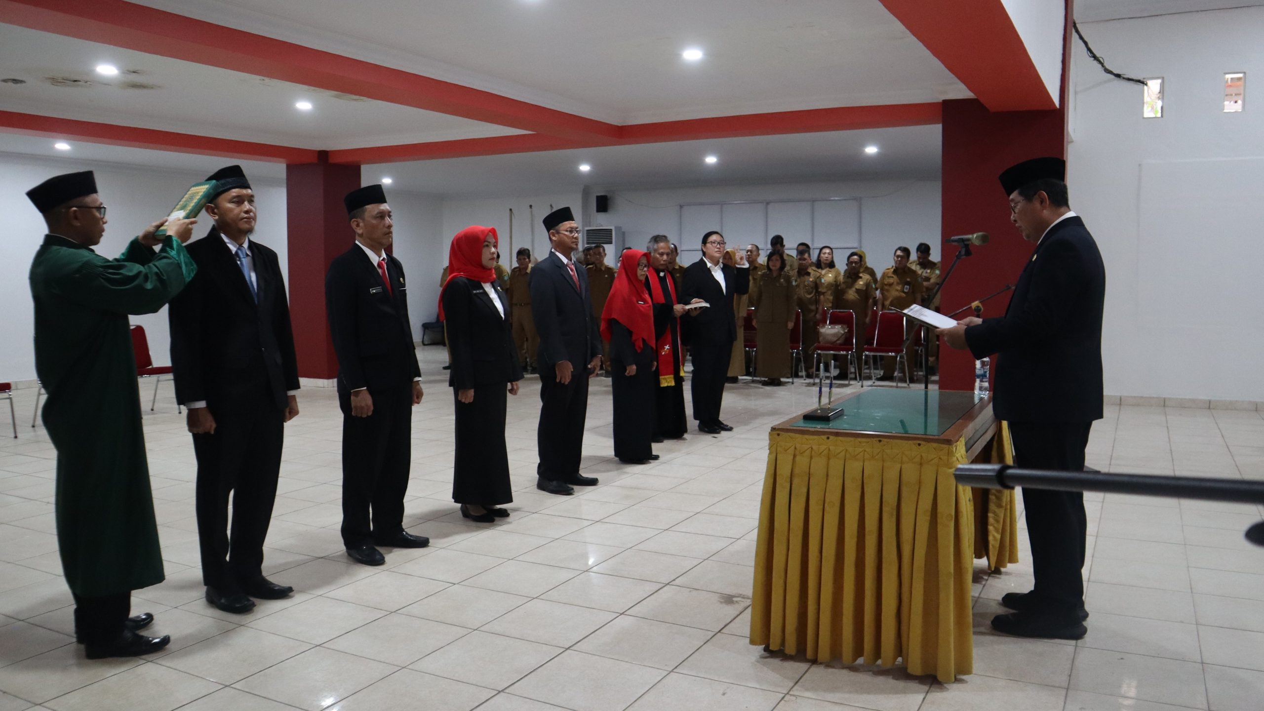 Bupati Beltim Lantik Enam Pejabat Administrator dan Pengawas