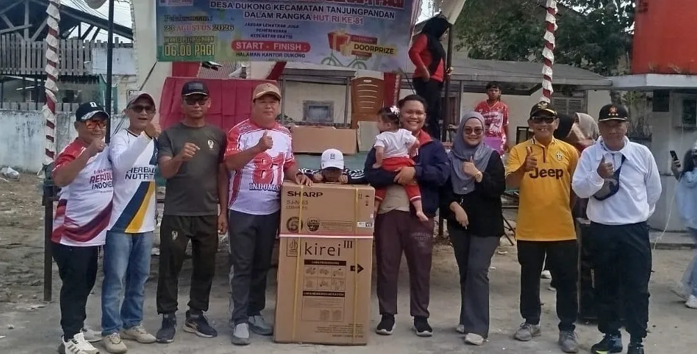 Jalan Sehat dan Senam Meriahkan HUT RI ke-81, Warga Dukong Antusias Kobarkan Semangat Kemerdekaan 7 Jalan Sehat dan Senam Meriahkan HUT RI ke-81, Warga Dukong Antusias Kobarkan Semangat Kemerdekaan