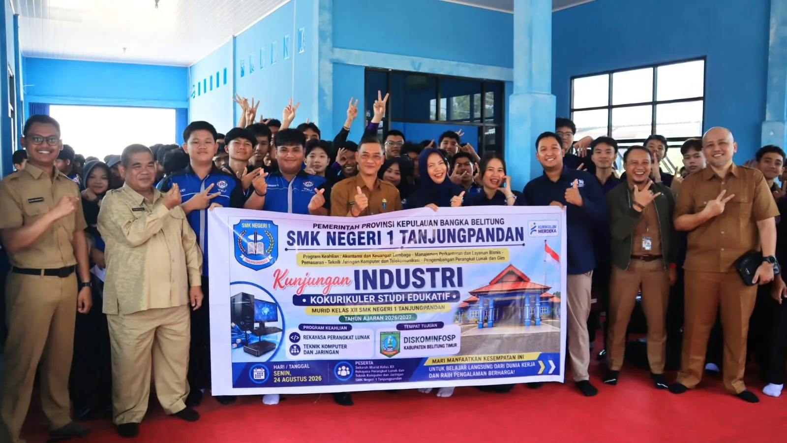 DiskominfoSP Beltim Kenalkan Dunia Kerja IT kepada 103 Siswa SMKN 1 Tanjungpandan 7 DiskominfoSP Beltim Kenalkan Dunia Kerja IT kepada 103 Siswa SMKN 1 Tanjungpandan