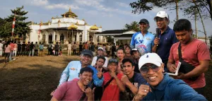 Rayakan HUT RI ke-81, Romo Budi dan Warga RT 027/012 Air Ranggong Gelar Lomba Permainan Tradisional