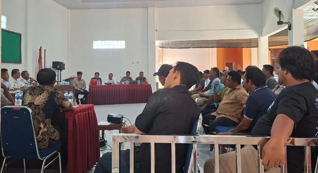 Babinsa Pegantungan Serka Anis Hadiri Rapat koordinasi Permasalahan Angkutan Batu Bara 7 Babinsa Pegantungan Serka Anis Hadiri Rapat koordinasi Permasalahan Angkutan Batu Bara