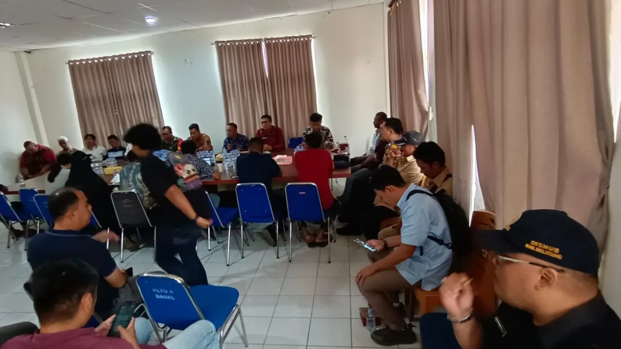 Babinsa Pegantungan Serka Anis yang Mewakili Danramil Tgpandan Hadiri Rapat Permasalahan Batu Bara 8 AddText 09 03 01.31.14