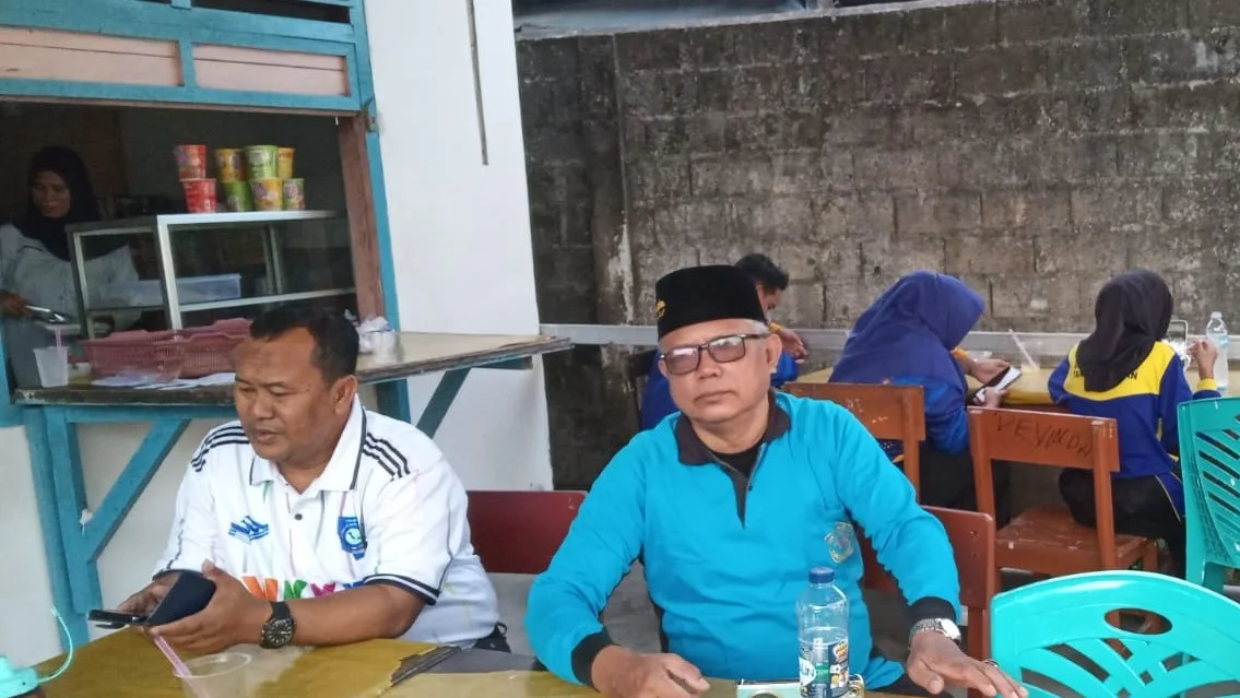 Jumat Berkah di Kantin Sekolah SMK Yaperbel 2 Tgpandan, Ruang Sederhana yang Menguatkan Kebersamaan