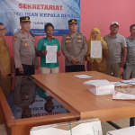 Babinsa Serka Sucipto Monitor Logistik Pilkades Serentak 2026 di Desa Padang Kandis