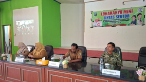 Danramil Kelapa Kampit Hadiri Lokakarya Mini Lintas Sektoral Puskesmas