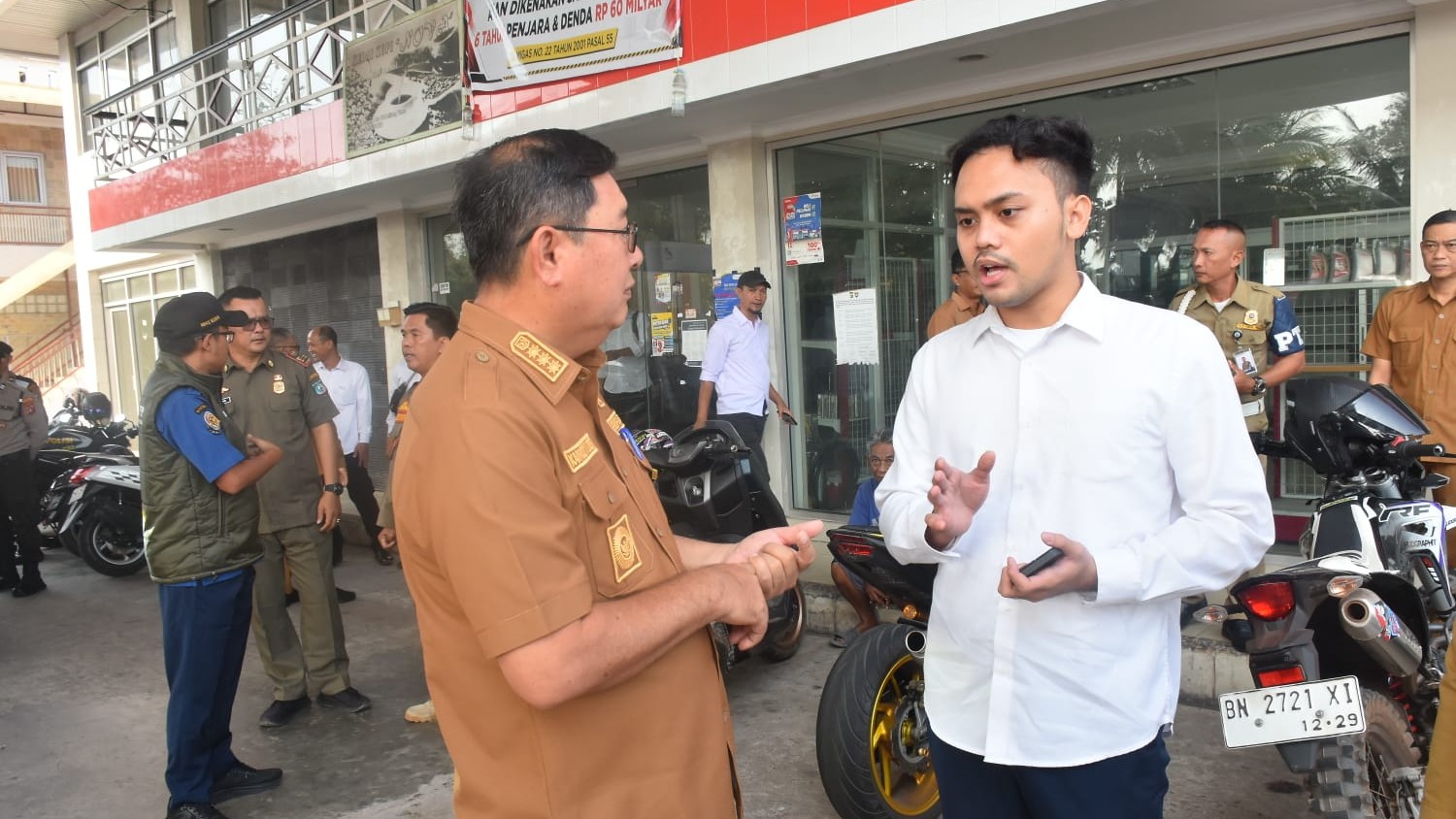Bupati Beltim dan Forkopimda Cek SPBU Padang 8 AddText 09 15 12.00.14