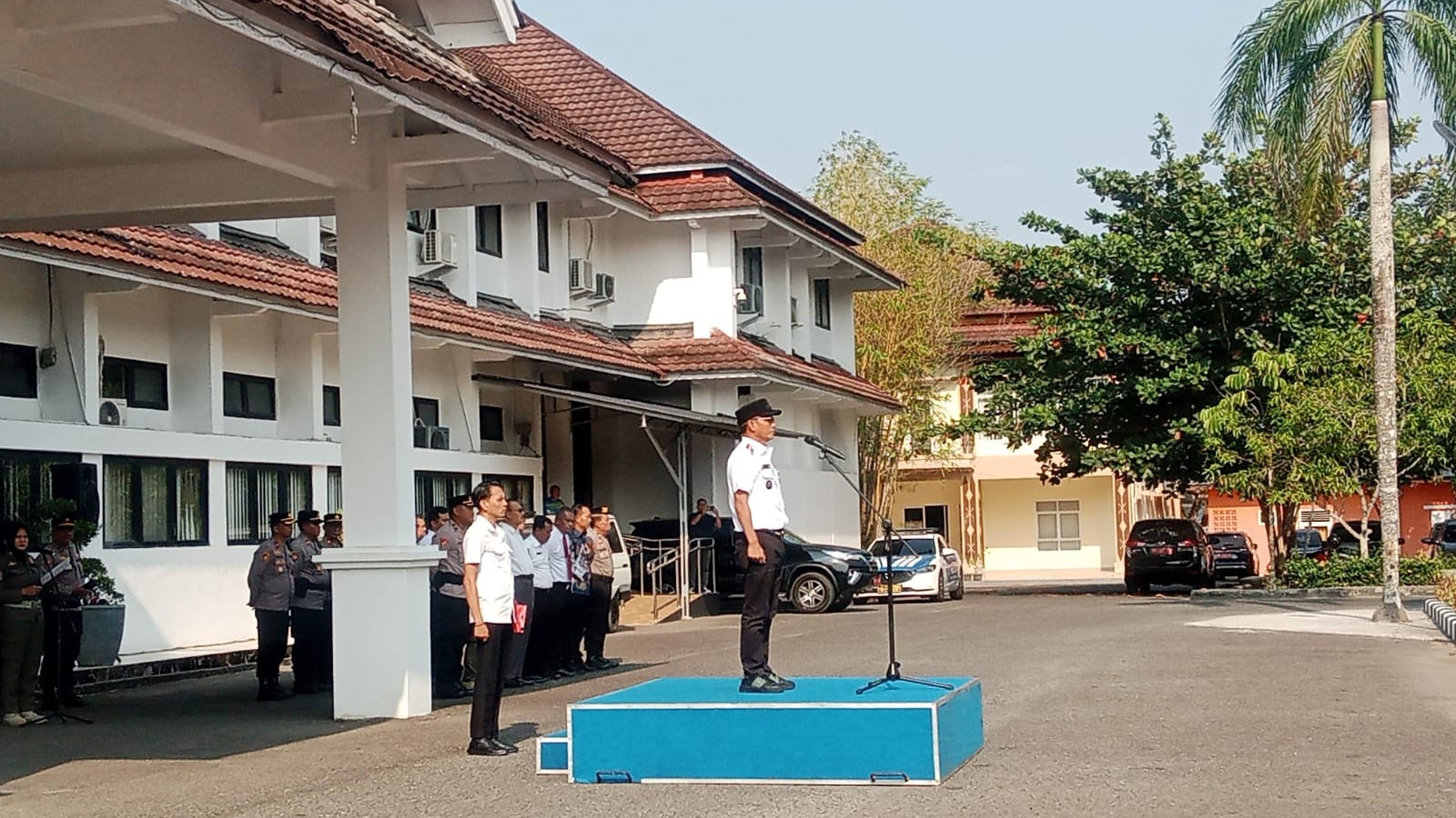Danramil 414-04/MBL Wakili Dandim Hadiri Apel Gelar Pasukan Pengamanan Pilkades Serentak 2026 9 AddText 09 18 11.31.25