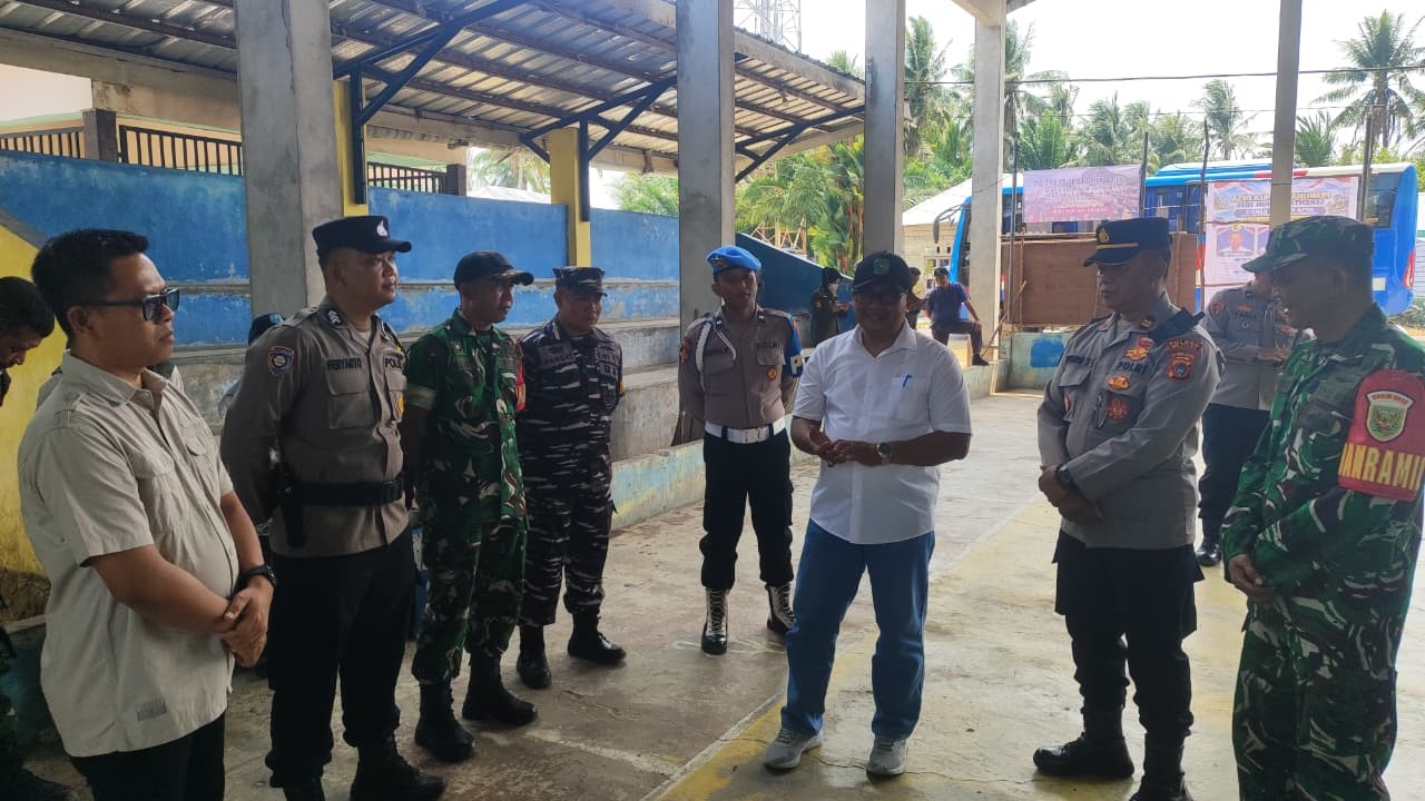 Danramil Membalong bersama Sekda Belitung Ikuti Monitoring Kunjungan ke TPS 1 Desa Padang Kandis 8 AddText 09 19 02.00.11
