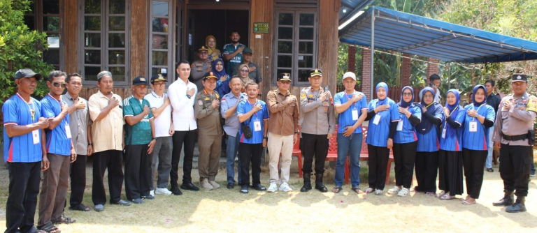 Wabup Belitung Pantau Kesiapan 4 TPS Pilkades Serentak di Kecamatan Sijuk
