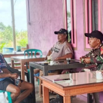 Babinsa Sertu Wawan Setiawan Jalin Komsos dengan Warga Desa Batu Itam