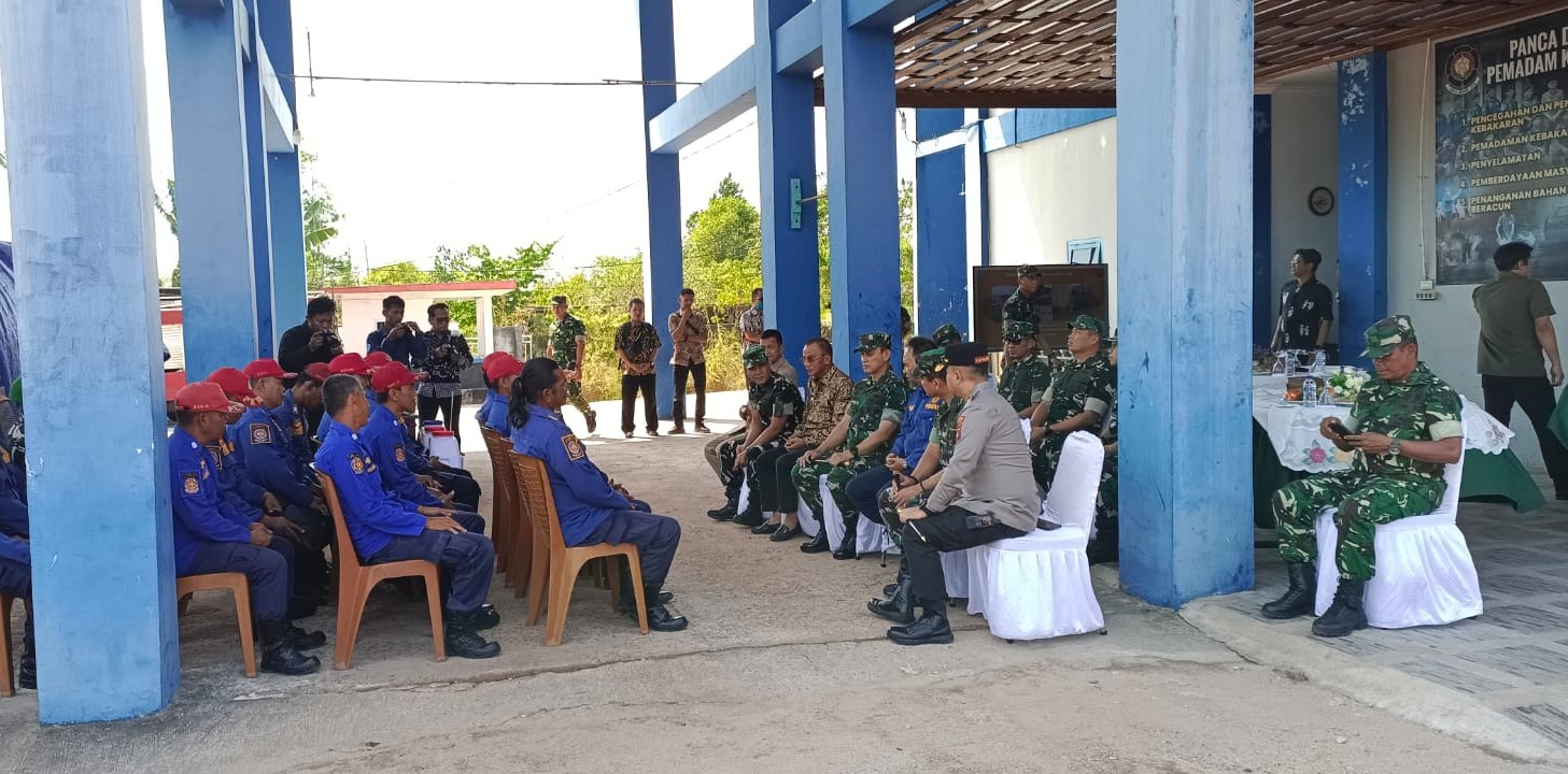 Pangdam II/Sriwijaya Tinjau Posko Damkar BPBD Belitung, Apresiasi Penanganan Karhutla 9 AddText 09 25 07.14.51