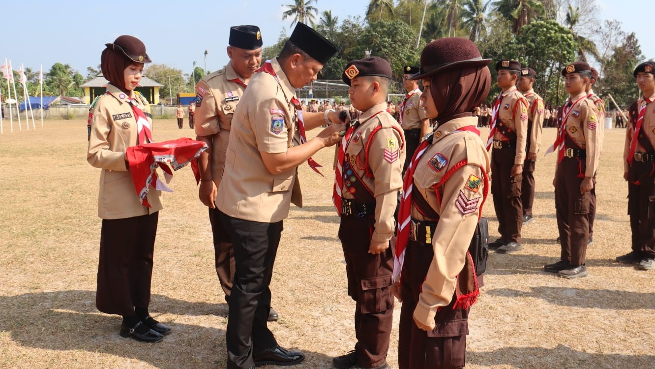 Kwarcab Beltim Gelar Apel Besar Hari Pramuka ke-64, Dorong Generasi Muda Dukung Ketahanan Pangan 8 AddText 09 26 05.41.39