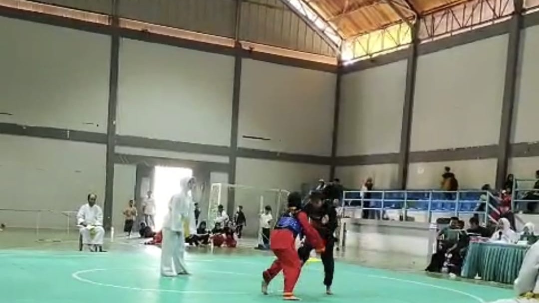 14 Pesilat Cilik SDN 10 Gantung Raih Juara Umum I Beltim School Pencak Silat Championship 2026 9 AddText 09 28 08.51.22