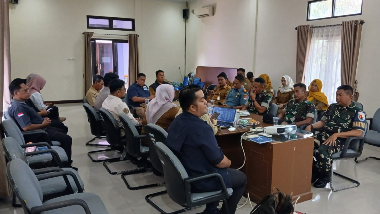 Serda Dedi Irawan Wakili Danramil Manggar Ikuti Rapat Persiapan Peringatan Hari Kesaktian Pancasila