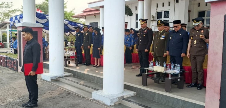 Danramil 02/Manggar Hadiri Upacara Hari Kesaktian Pancasila di Halaman Kantor Bupati Belitung Timur