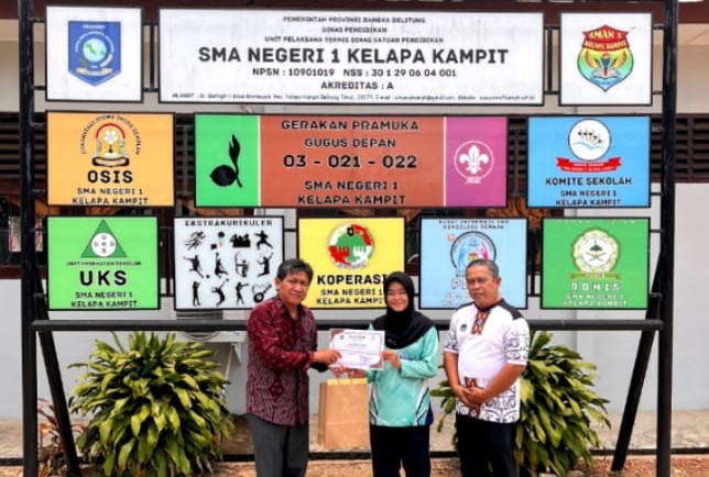 Para Pelajar Beltim Dapat Penghargaan, Kenalkan Sosok HAS Hanandjoeddin Lewat Komentar Video 10 AddText 10 01 12.51.17