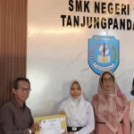 Berikan Penghargaan Pemenang Lomba Komentar Video HAS Hanandjoeddin, Ini nama-nama Sekolahnya