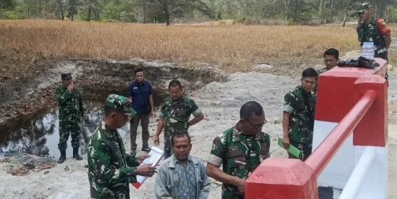Pastikan Kondisi Infrastruktur Terpantau: Tim Monitoring Peninjauan Jembatan Desa Sukamandi