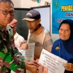 Babinsa Serma Anis Setiawan Hadiri Penyaluran BLT Tahap 10 di Desa Dukong