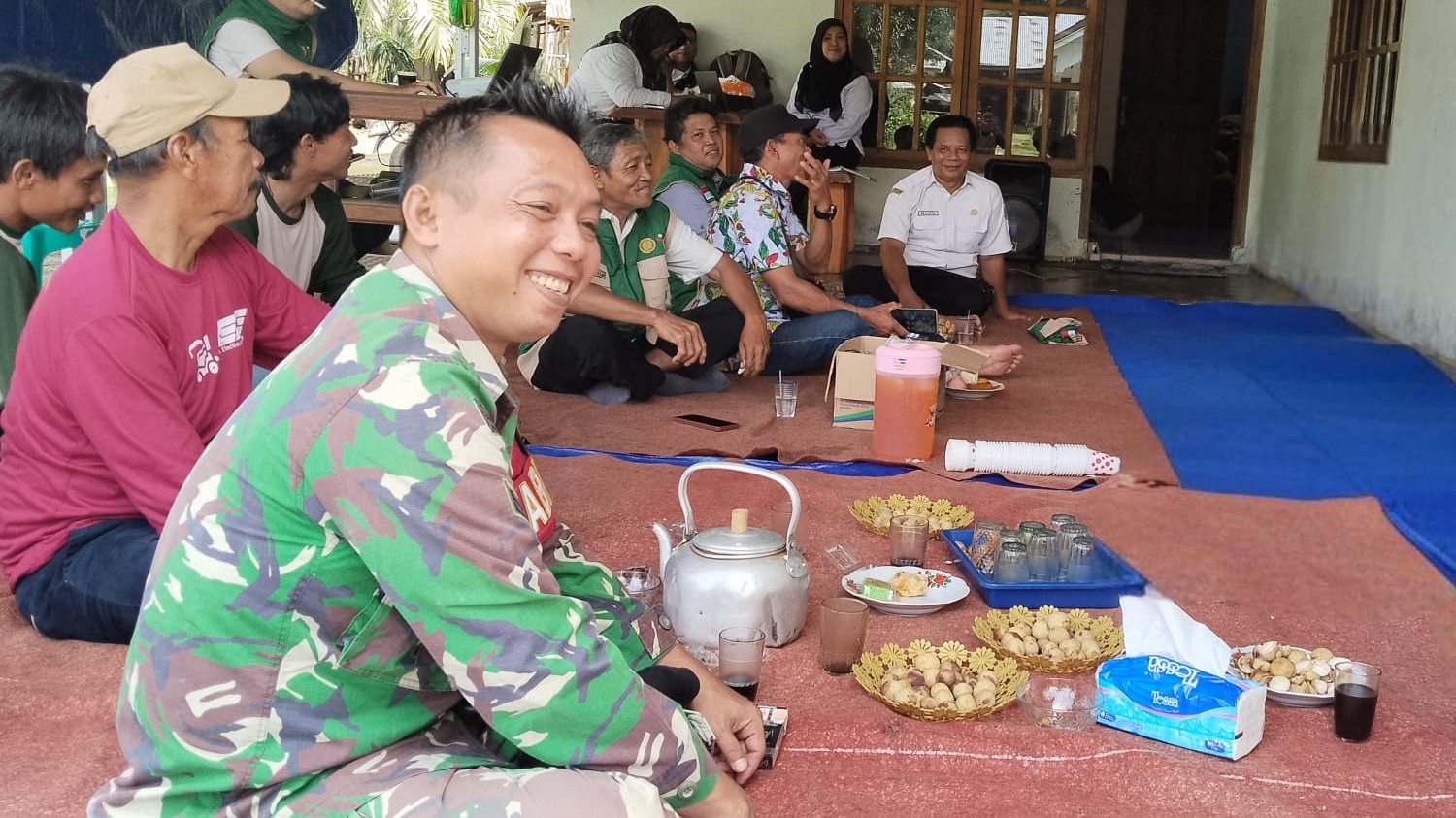 Babinsa Desa Perpat Sertu Didi K Gelar Komsos dan Pertemuan Brigade Pangan II Bersama PPL 8 AddText 10 08 02.44.10