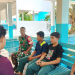 Sertu Afrizal Kurniawan Berikan Edukasi Membangun Pergaulan Sehat kepada Siswa SMKN 1 Dendang