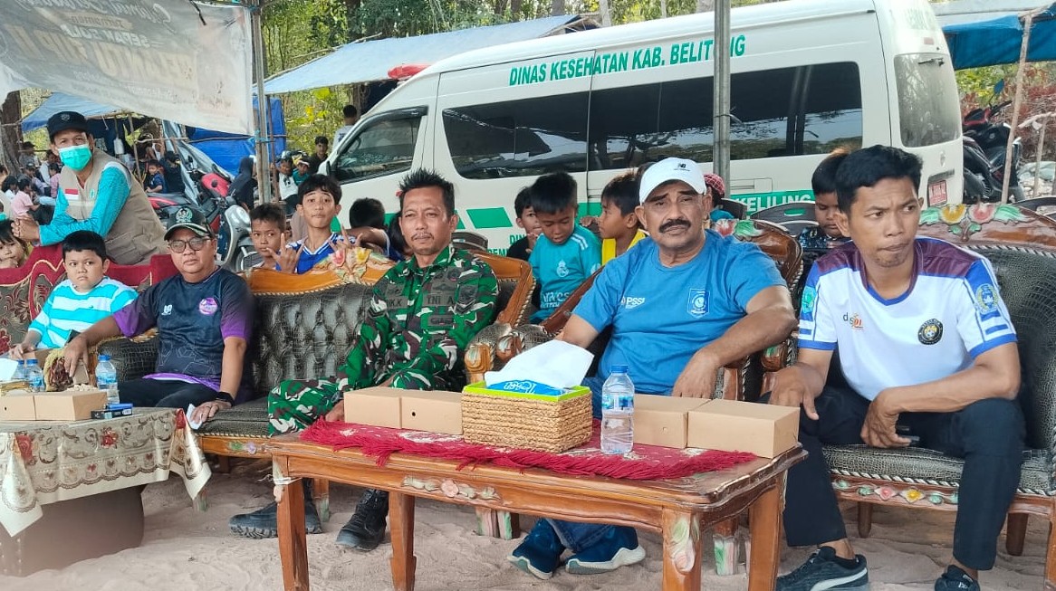 Sertu Didi K, Hadiri Penutupan Final Belantu Cup 2, Porap FC Juara Usai Taklukkan Belangkas FC 2-0 7 Sertu Didi K, Hadiri Penutupan Final Belantu Cup 2, Porap FC Juara Usai Taklukkan Belangkas FC 2-0