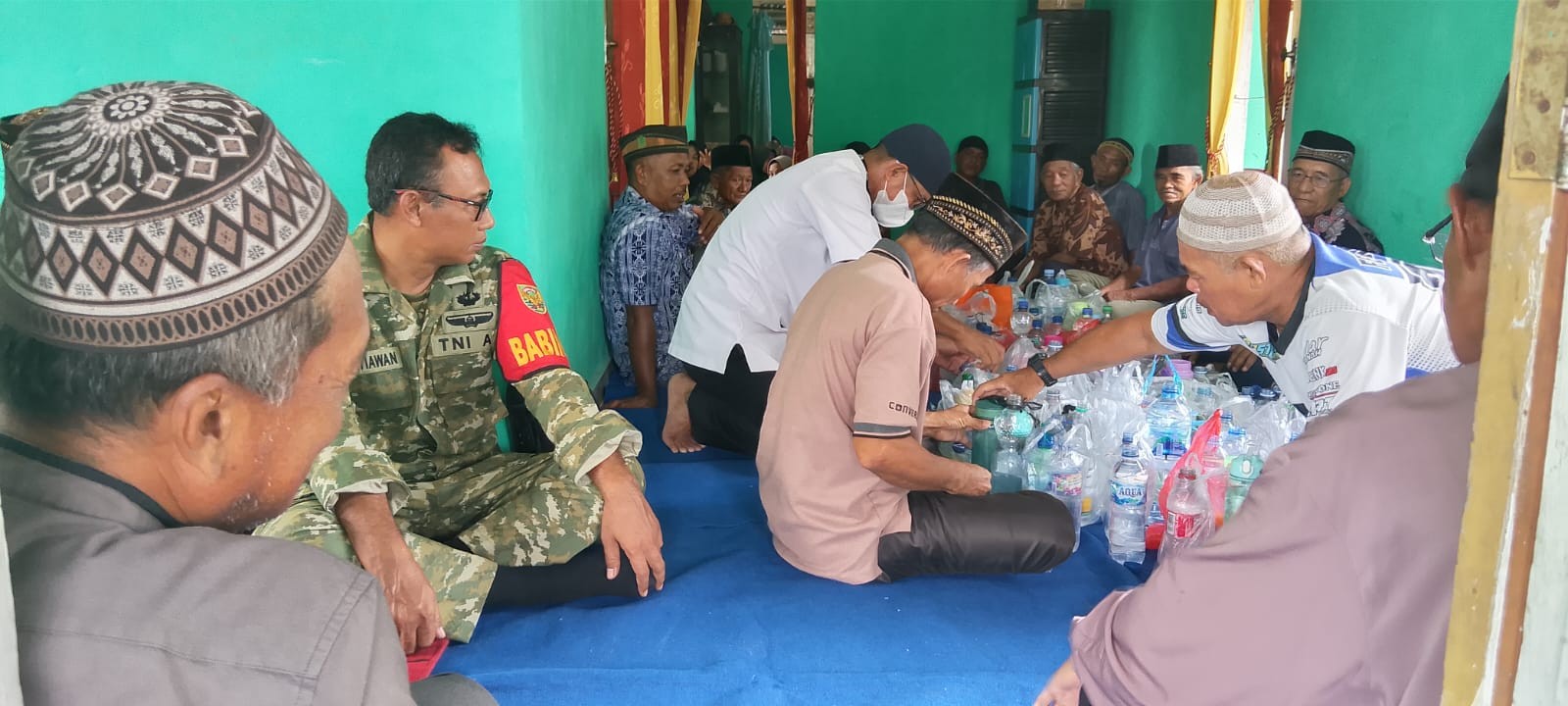 Babinsa Pegantungan Serma Anis Setiawan Hadiri Selamatan Angin/ Doa Tolak Balak 7 Babinsa Pegantungan Serma Anis Setiawan Hadiri Selamatan Angin/ Doa Tolak Balak